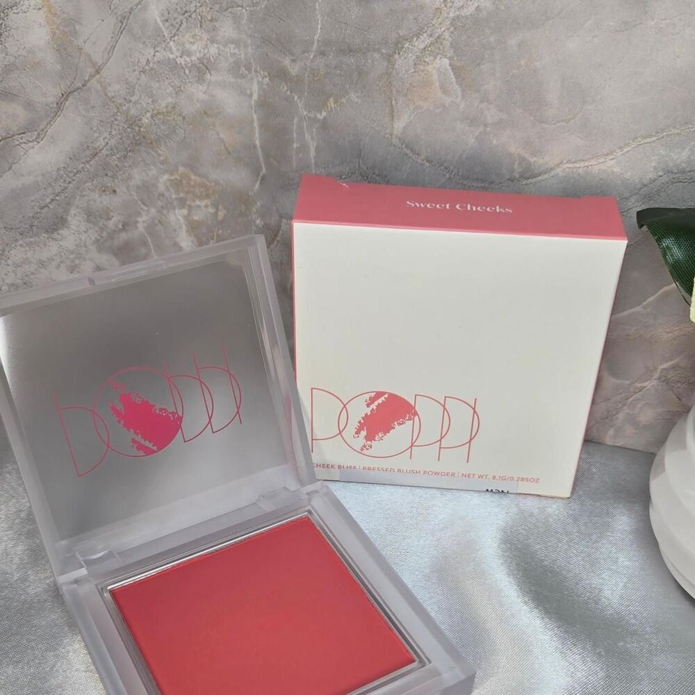 Poppi powder blush in Sweet Cheeks